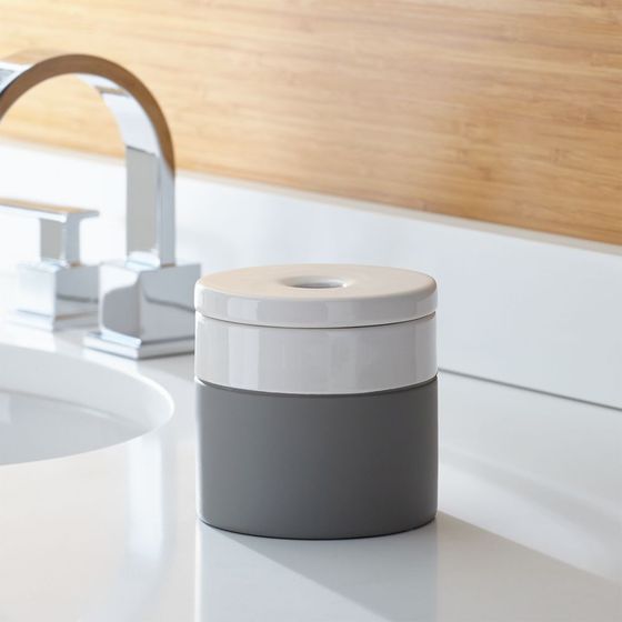 Contenedores de Alimentos: Vidrio y Plástico