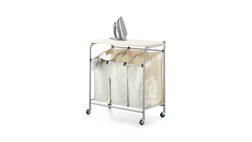 Clasificador de ropa triple con tabla de planchar - cratebarrelpe